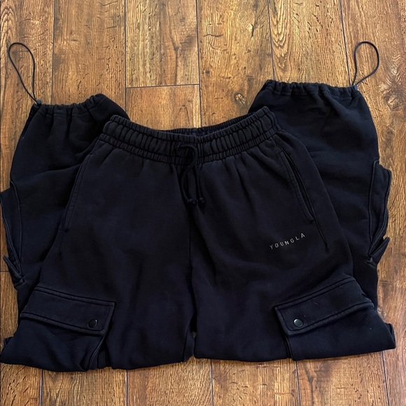 YOUNGLA Women Black Jogger - Picture 2 of 5